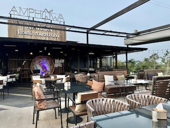 amphawa nanon