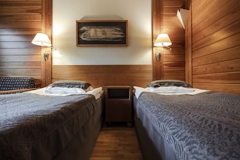 lapland hotels saaga