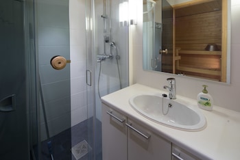 lapland hotels saaga