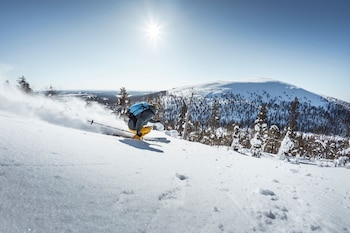 lapland hotels saaga