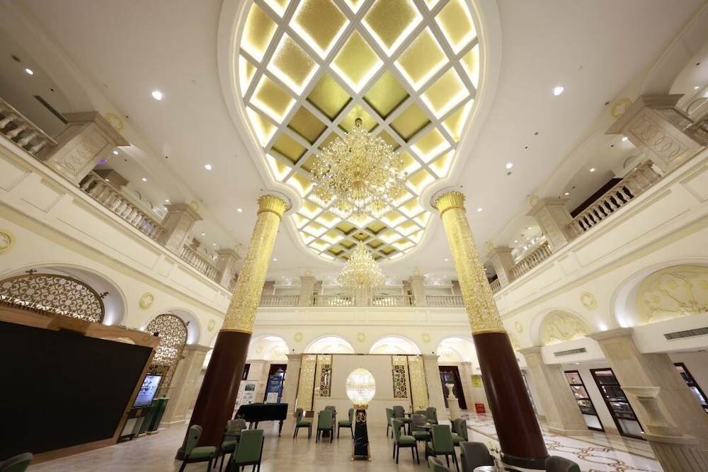 suning universal hotel