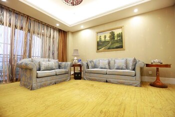 suning universal hotel