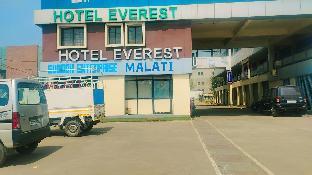 hotel everest changodar