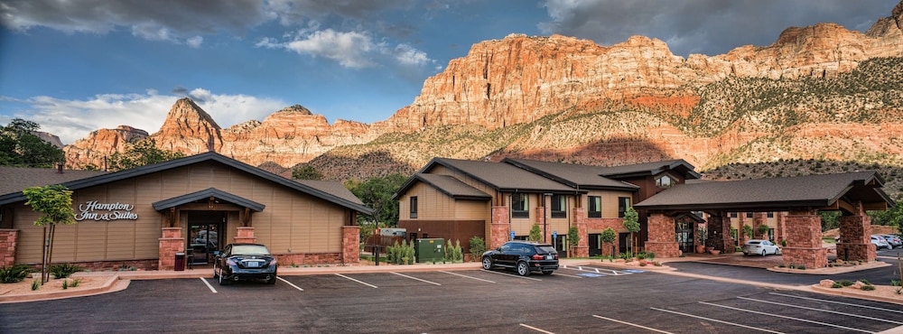 hampton inn and suites springdale zion national park