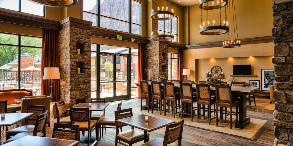 hampton inn and suites springdale zion national park