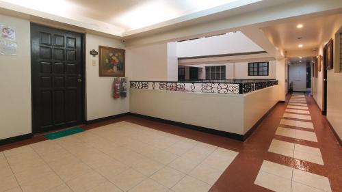 el rico suite makati