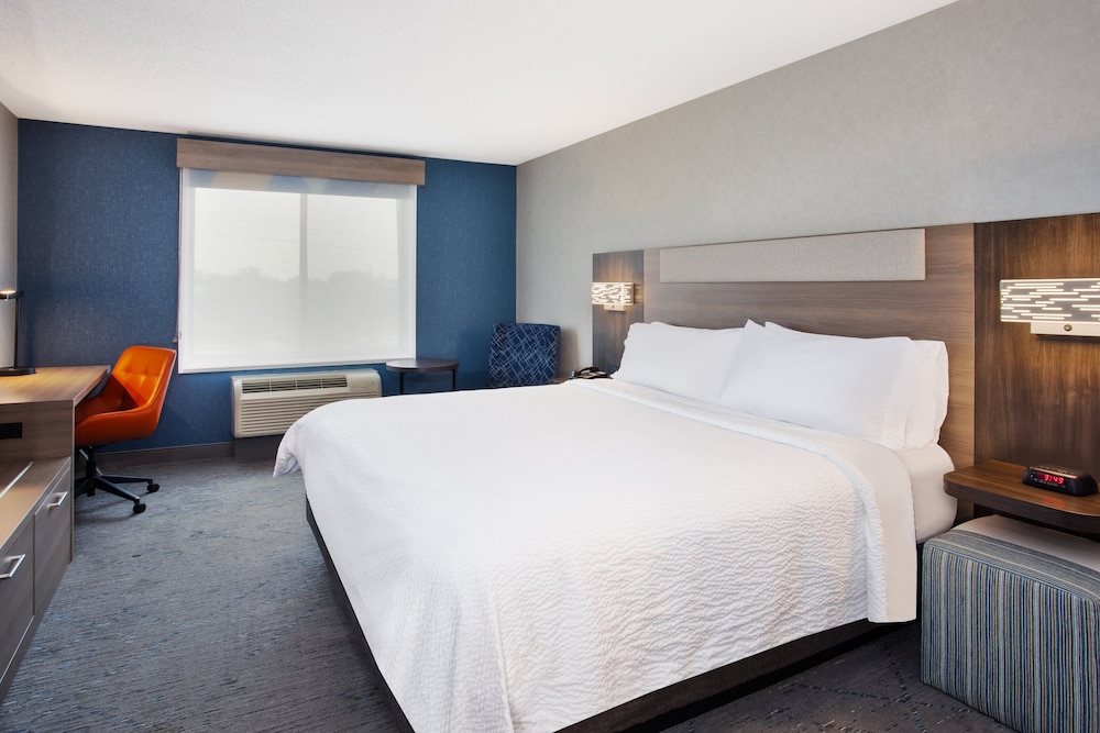holiday inn express hotel and suites belleville by ihg