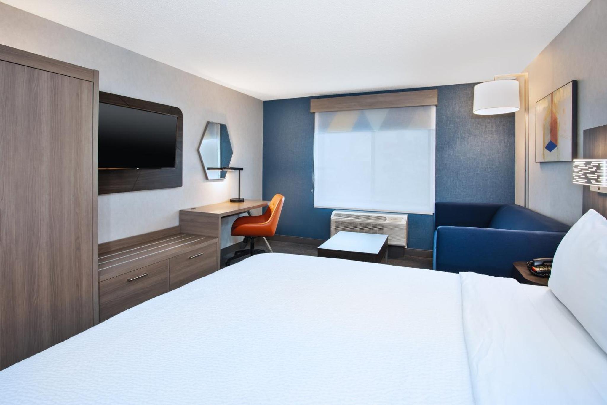 holiday inn express hotel and suites belleville by ihg