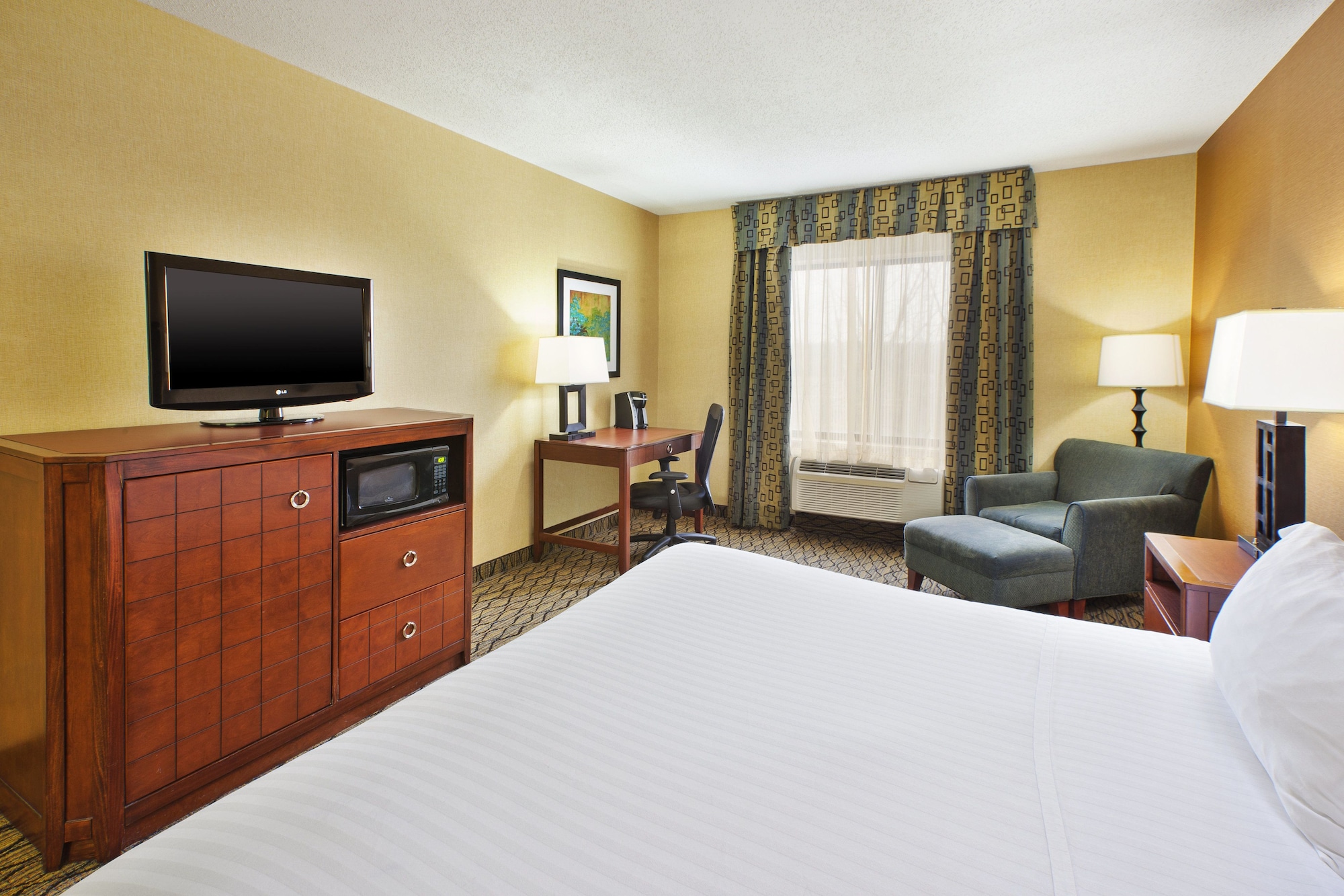 holiday inn express hotel and suites belleville by ihg