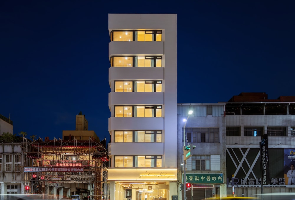 just inn kaohsiung