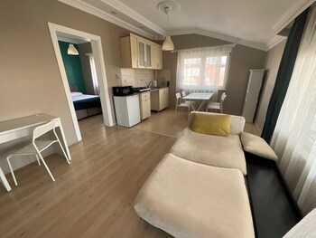 khans bandb hotel