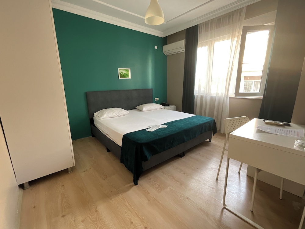 khans bandb hotel