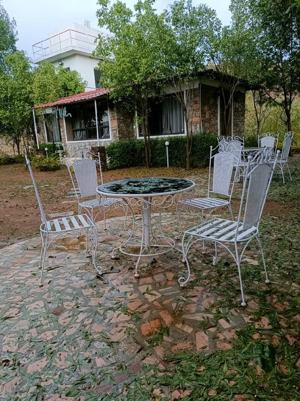 the highgarden resort