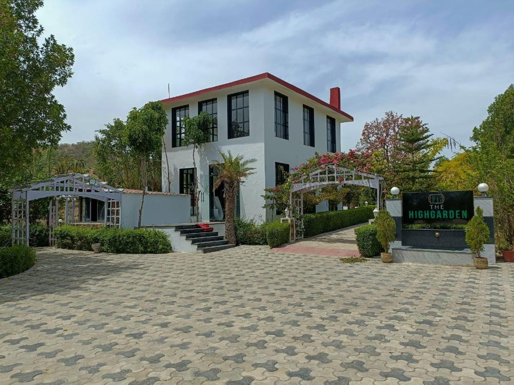 the highgarden resort