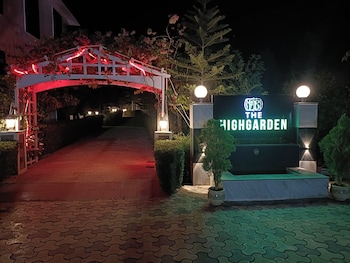 the highgarden resort