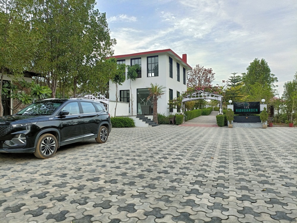 the highgarden resort