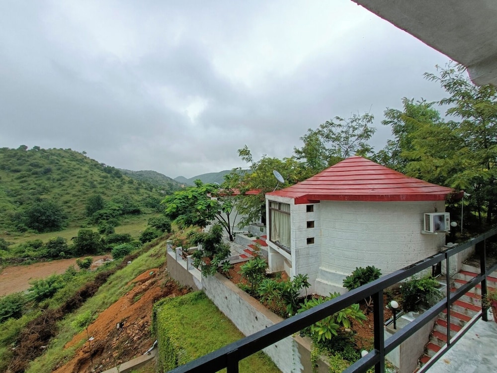 the highgarden resort