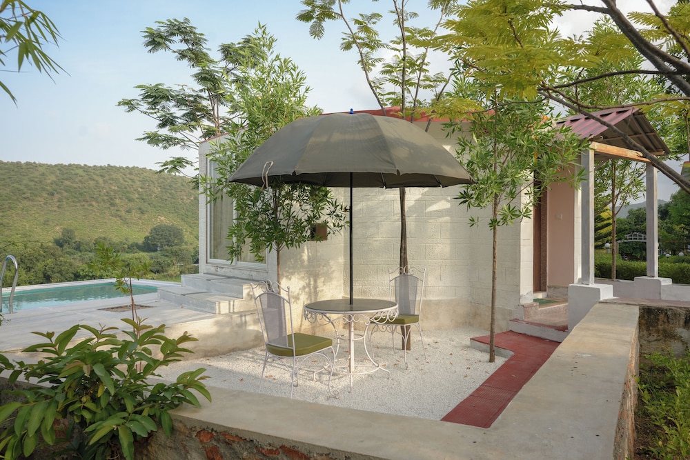 the highgarden resort