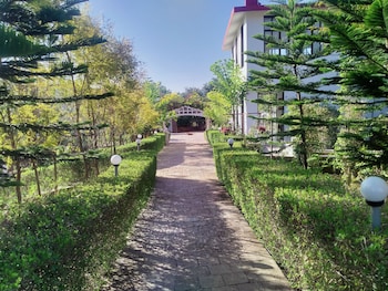 the highgarden resort