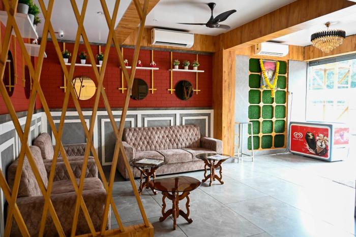 hotel adiraj residency