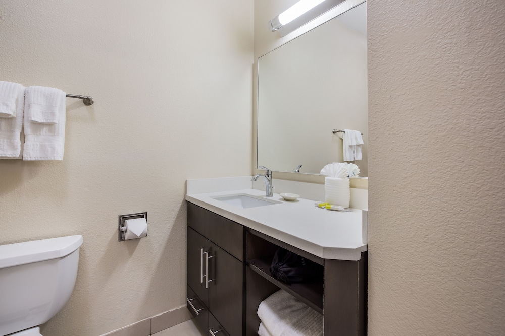 candlewood suites virginia beach town center by ihg