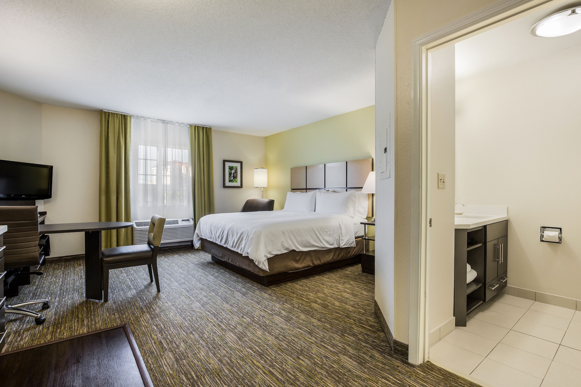 candlewood suites virginia beach town center by ihg