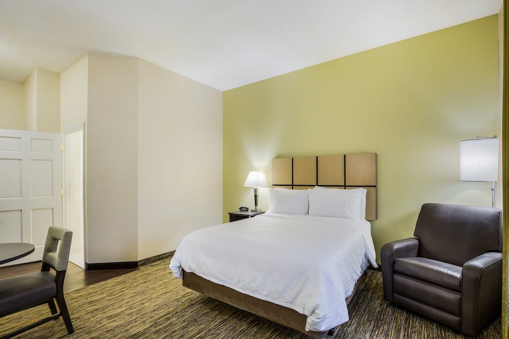 candlewood suites virginia beach town center by ihg