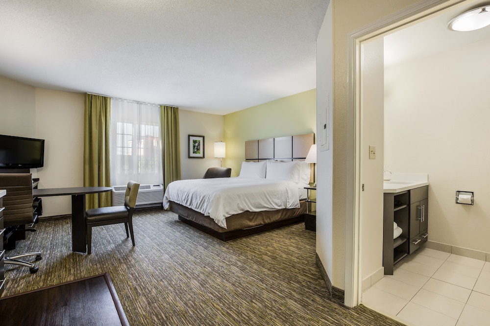 candlewood suites virginia beach town center by ihg