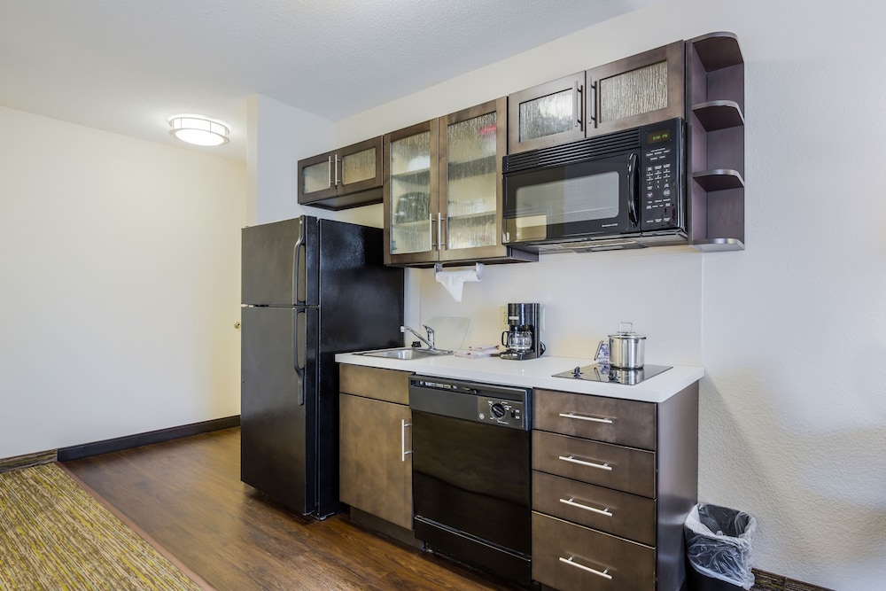 candlewood suites virginia beach town center by ihg