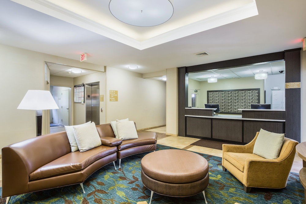 candlewood suites virginia beach town center by ihg