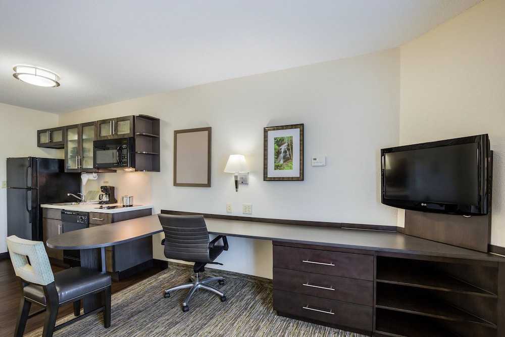 candlewood suites virginia beach town center by ihg