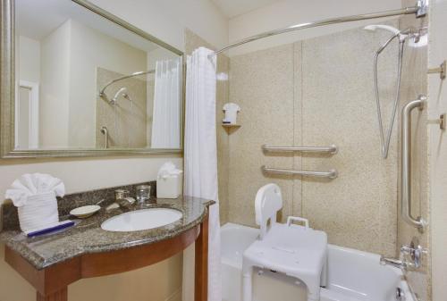 candlewood suites virginia beach town center by ihg