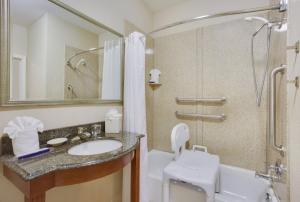 candlewood suites virginia beach town center by ihg