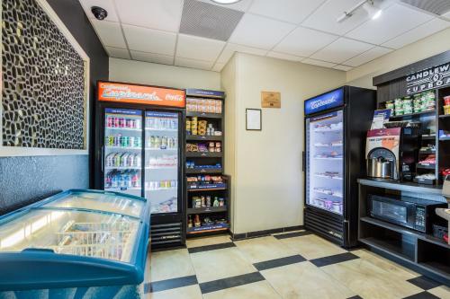 candlewood suites virginia beach town center by ihg