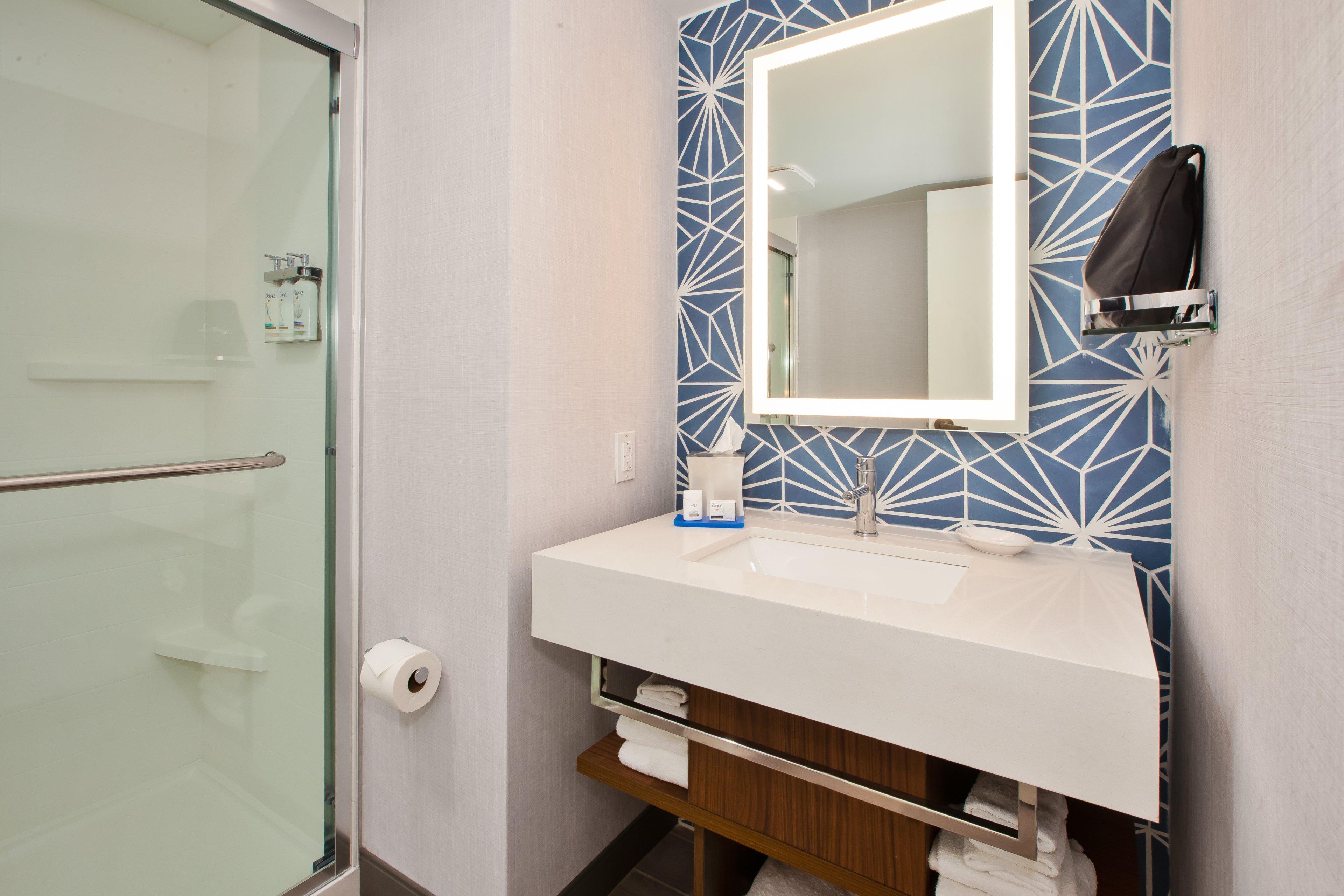 holiday inn express and suites va beach oceanfront
