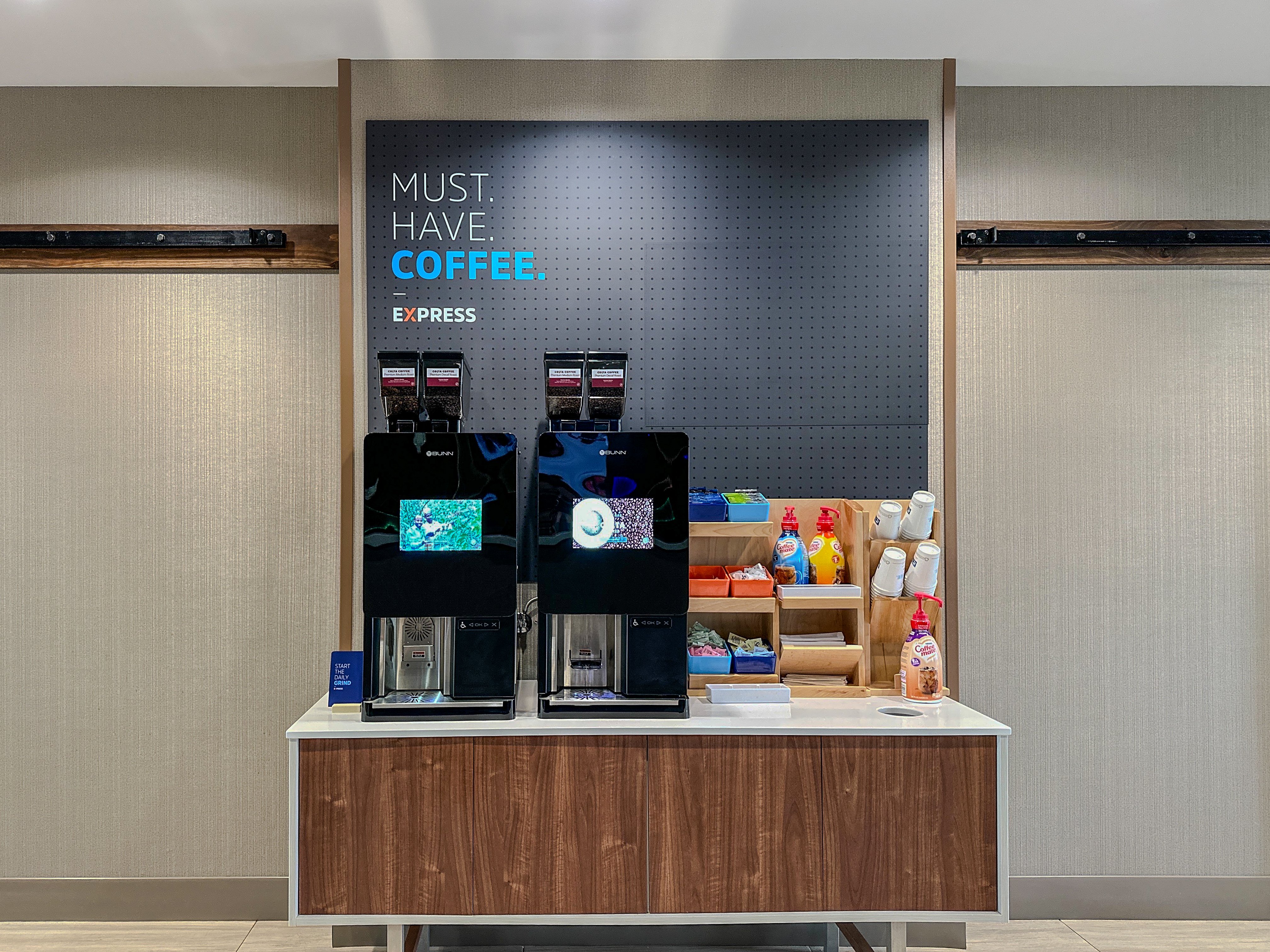 holiday inn express and suites va beach oceanfront