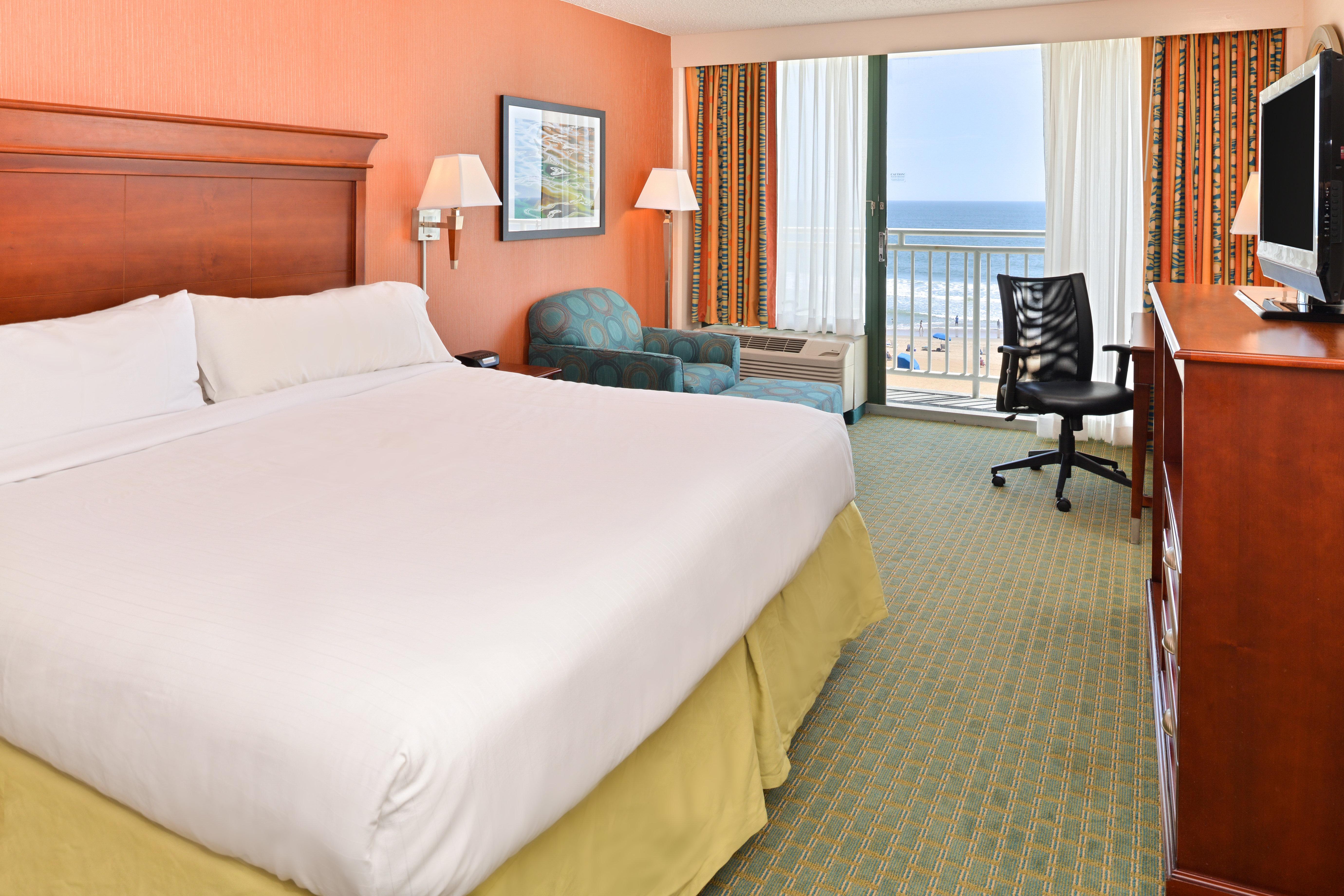 holiday inn express and suites va beach oceanfront