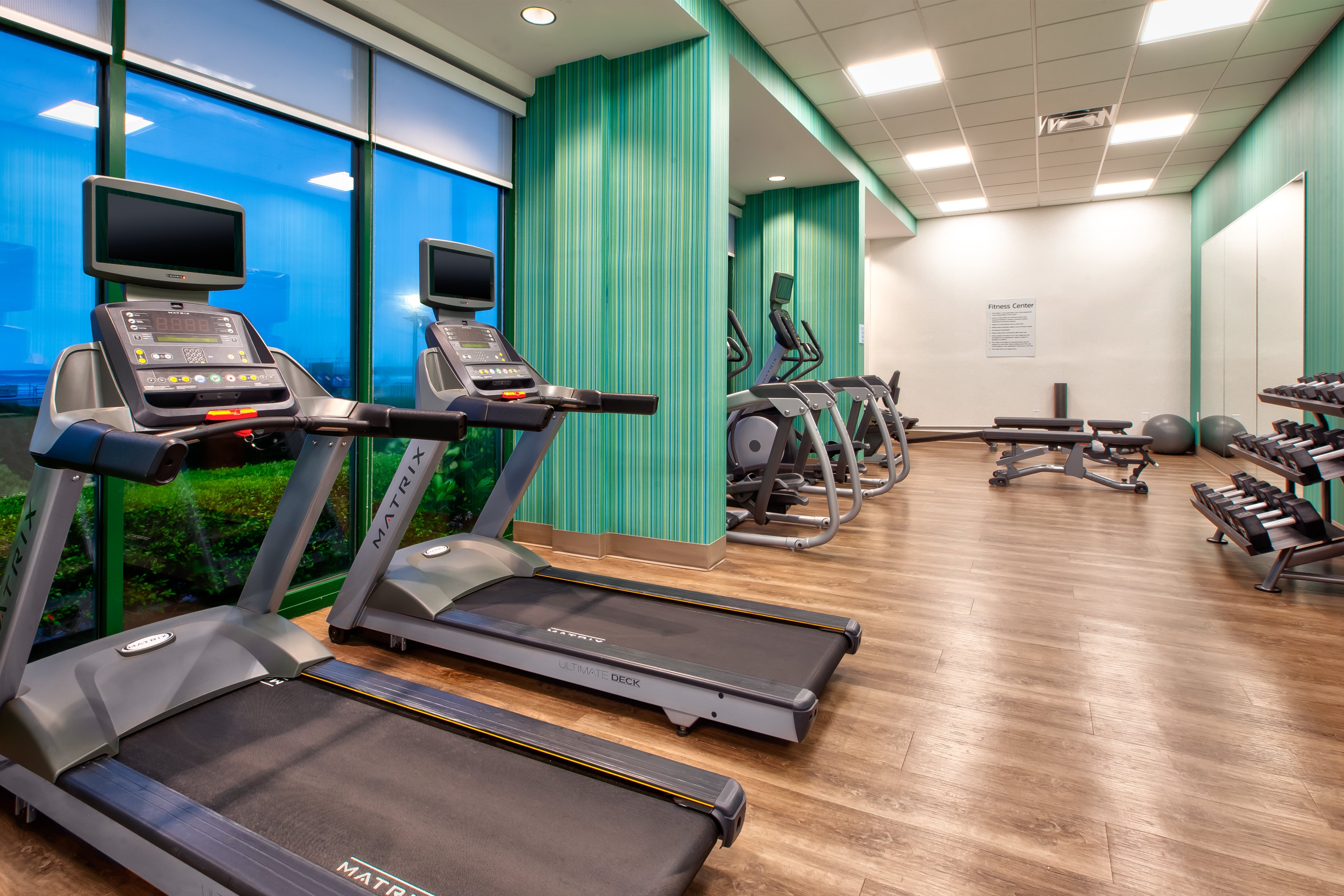 holiday inn express and suites va beach oceanfront