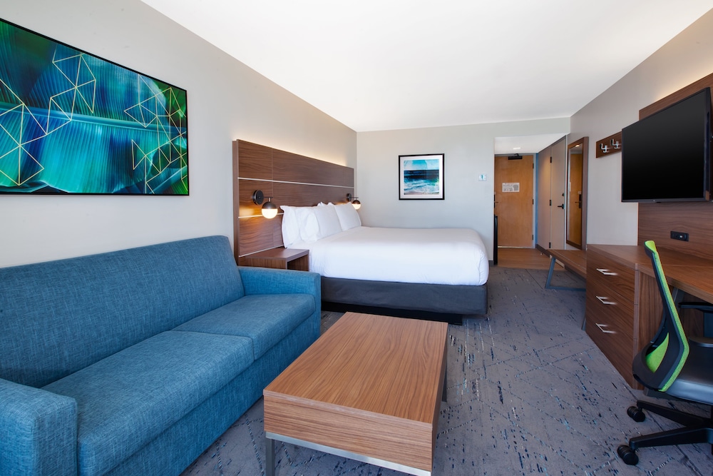 holiday inn express and suites va beach oceanfront