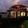 royal houseboats