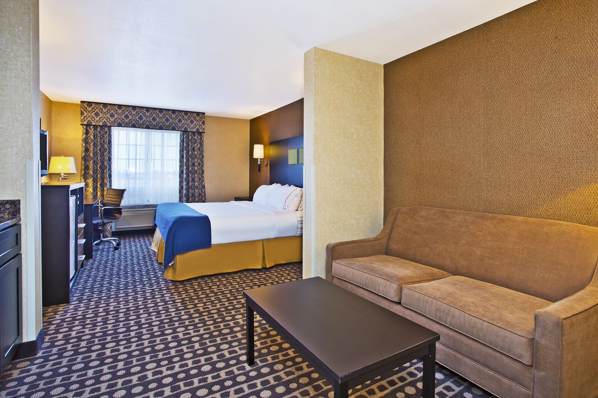 holiday inn express hotel and suites wabash by ihg