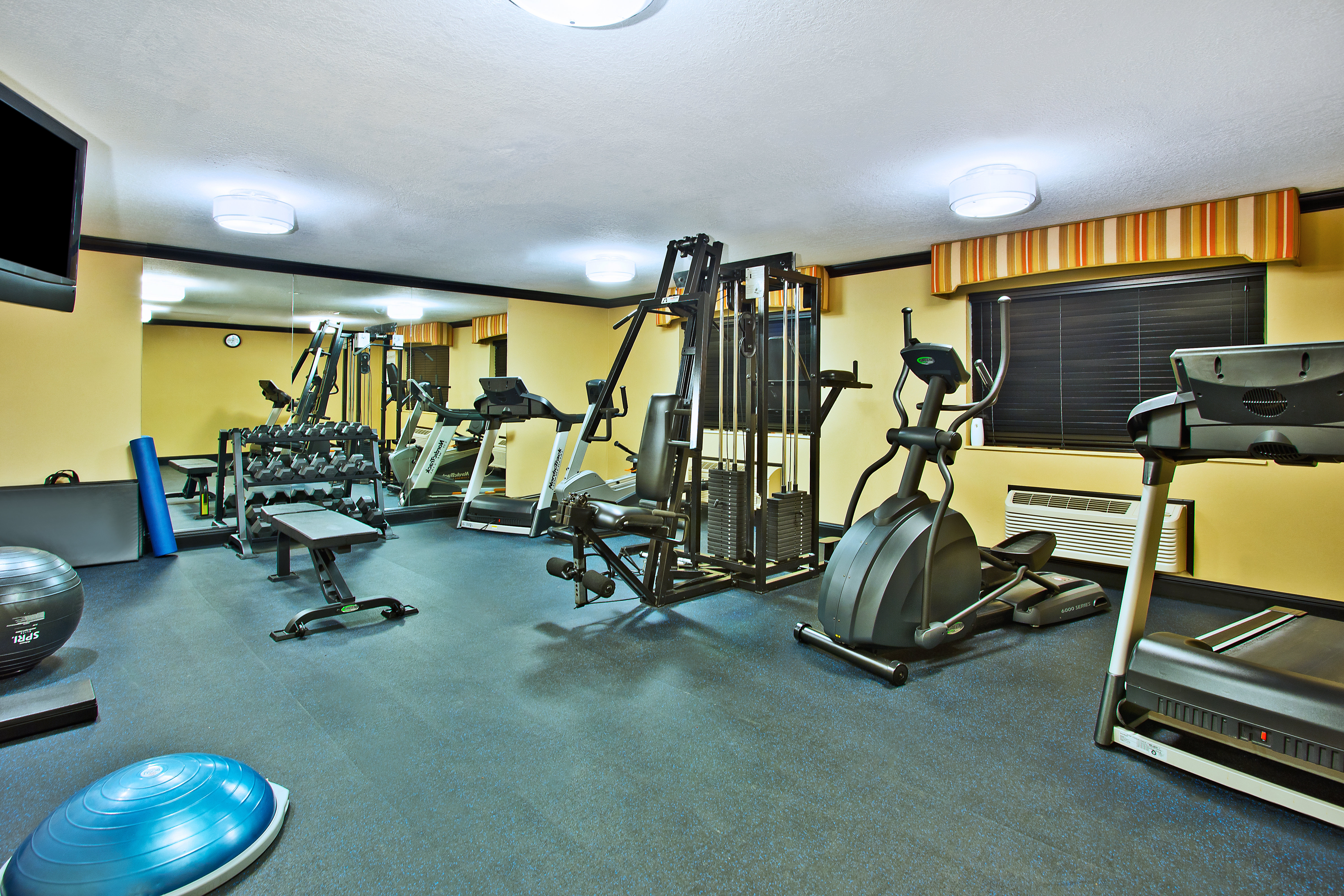 holiday inn express hotel and suites wabash by ihg