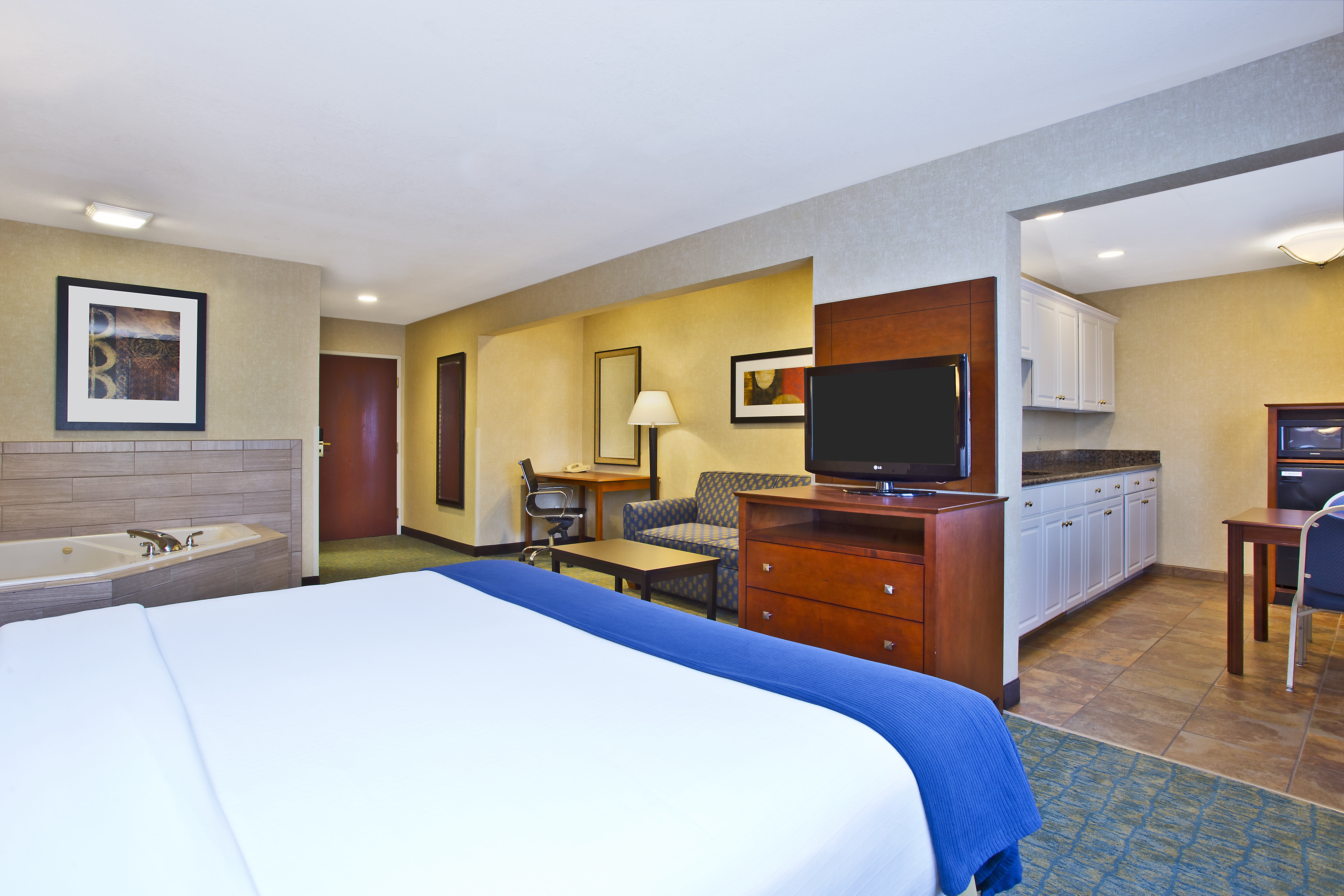 holiday inn express hotel and suites wabash by ihg