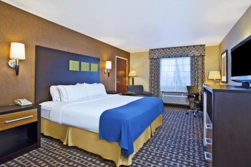 holiday inn express hotel and suites wabash by ihg