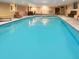 holiday inn express hotel and suites wabash by ihg