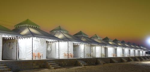 desert island camp and resort jaisalmer