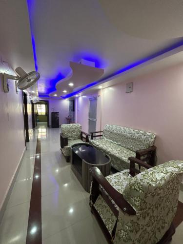 roop amrit guest house