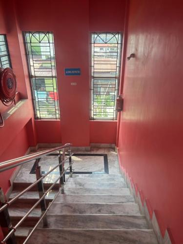 roop amrit guest house