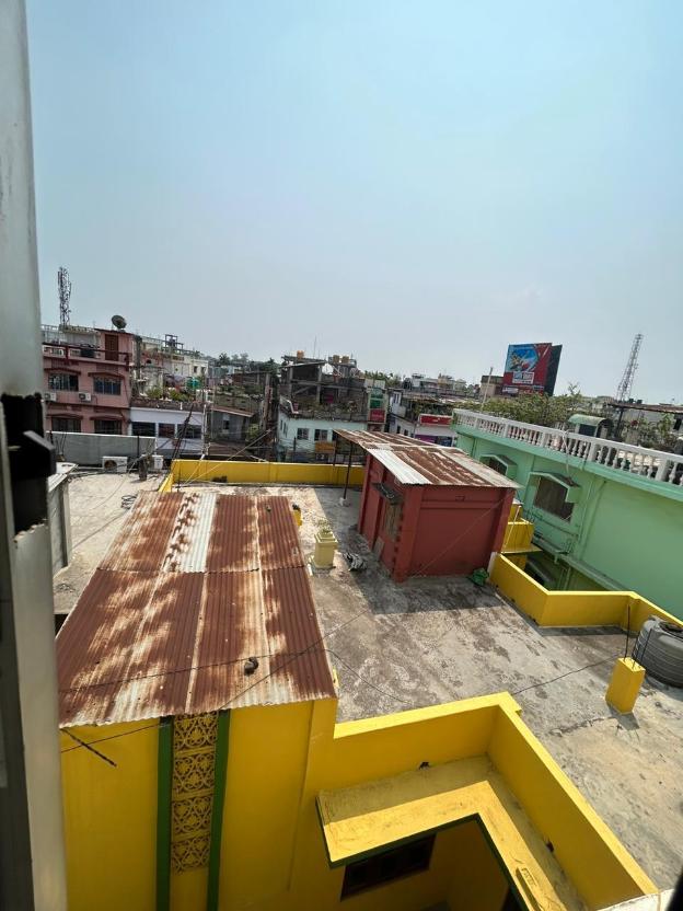 roop amrit guest house