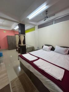 Roop Amrit Guest House,India>>Agartala,3 star